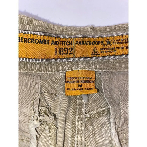 Abercrombie & Fitch Mens 32 X 10” Dark Khaki Paratroops Military Cargo Shorts - Picture 12 of 12